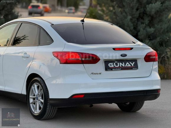 ACİL SATILIK 2016 MODEL FORD FOCUS 1.6 TREND X KM ORJ 145 BIN