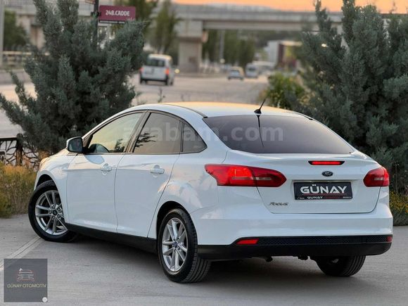 ACİL SATILIK 2016 MODEL FORD FOCUS 1.6 TREND X KM ORJ 145 BIN