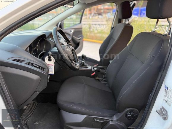 ACİL SATILIK 2016 MODEL FORD FOCUS 1.6 TREND X KM ORJ 145 BIN