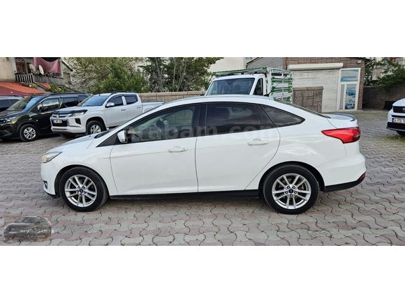 SEVİNÇOĞLU OTOMOTİVDEN 2015 MODEL FORDFOCUS TRENX