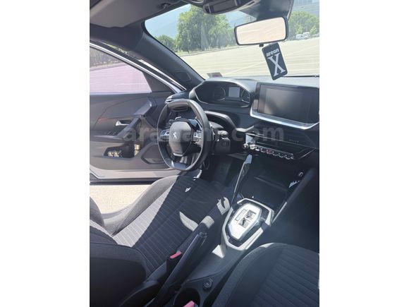 Sahibinden Peugeot 2008 1.2 PureTech Active Prime 2022 Model 
