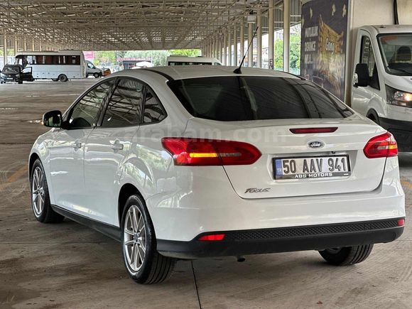 DÜŞÜK KM FORD FOCUS TRENDX