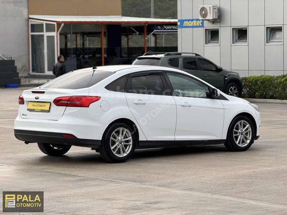 2014 MODEL 122000 KM HATASIZ BOYASIZ 1.6 TDCİ TREND X YENİ KASA