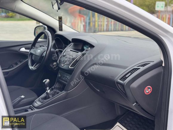 2014 MODEL 122000 KM HATASIZ BOYASIZ 1.6 TDCİ TREND X YENİ KASA