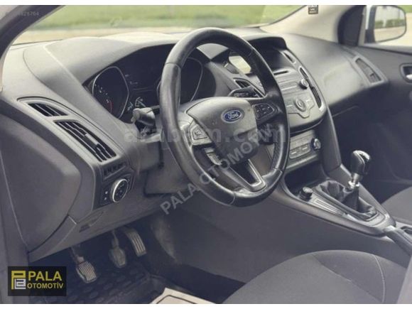 2014 MODEL 122000 KM HATASIZ BOYASIZ 1.6 TDCİ TREND X YENİ KASA