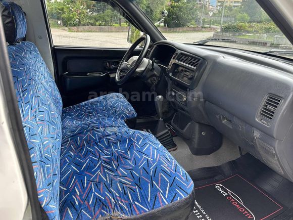 2000 MODEL MITSUBISHI L 200 FUL YAPILI TEMİZ