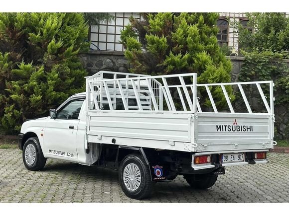 2000 MODEL MITSUBISHI L 200 FUL YAPILI TEMİZ