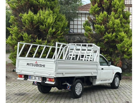 2000 MODEL MITSUBISHI L 200 FUL YAPILI TEMİZ