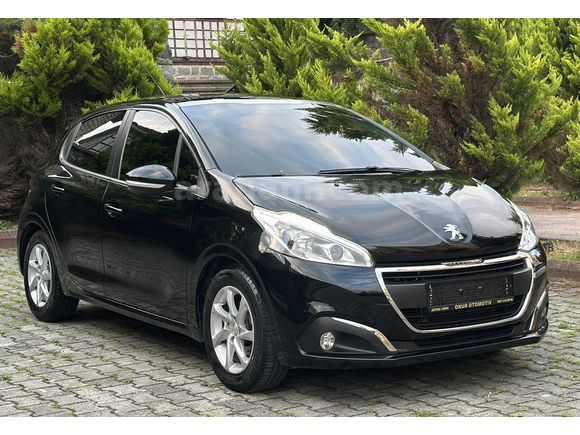 2017 MODEL PEUGEOT 208 25 BİN KM'DE Hatasız Boyasız Cam Tavanlı