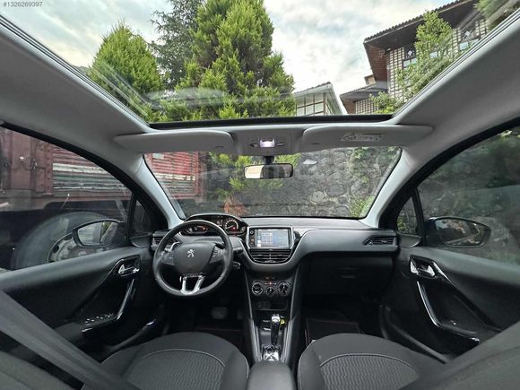 2017 MODEL PEUGEOT 208 25 BİN KM'DE Hatasız Boyasız Cam Tavanlı