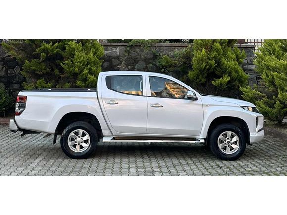 Hatasız Boyasız 90 BİN KM'De MITSUBISHI L200 Otomatik