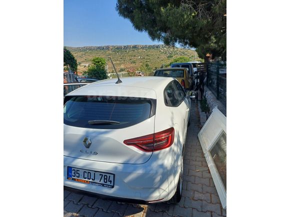 Sahibinden Renault Clio 1.0 SCe Joy 2022 Model