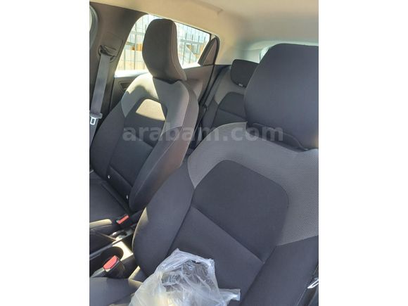Sahibinden Renault Clio 1.0 SCe Joy 2022 Model