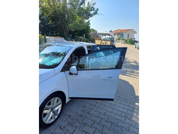 Sahibinden Renault Clio 1.0 SCe Joy 2022 Model