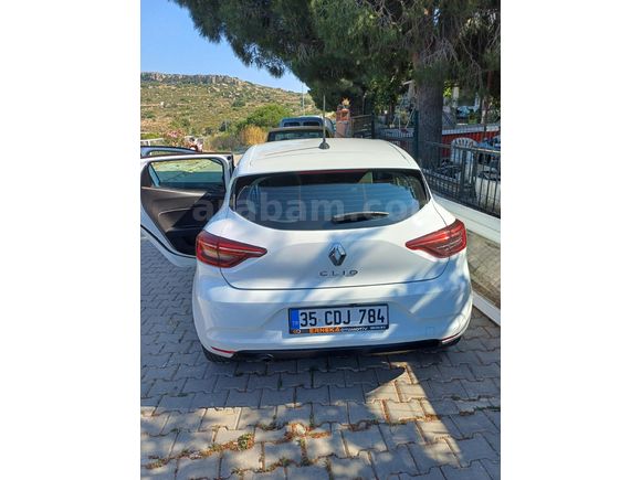 Sahibinden Renault Clio 1.0 SCe Joy 2022 Model