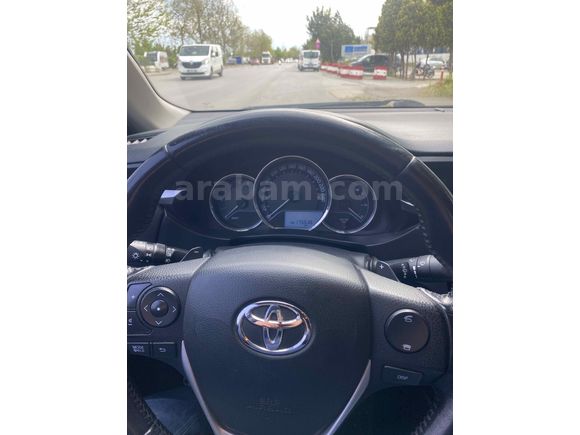 Sahibinden Toyota Corolla 1.4 D-4D Touch 2015 Model 