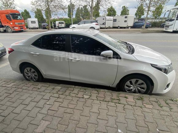 Sahibinden Toyota Corolla 1.4 D-4D Touch 2015 Model 