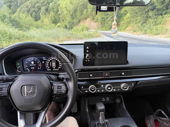 Sahibinden Honda Civic 1.5 i-VTEC Executive Plus 2024 Model 