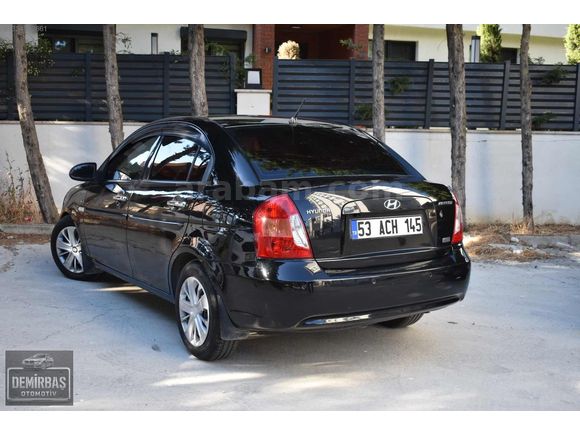 HYUNDAİ ACCENT ERA 1.5 CRDİ SELECT HATASIZ 110 HP