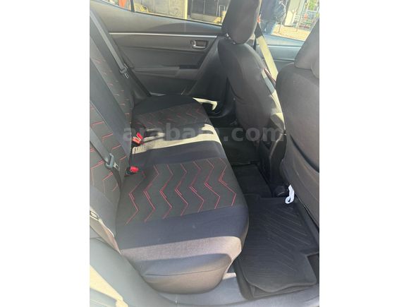 Sahibinden Toyota Corolla 1.4 D-4D Advance 2018 Model