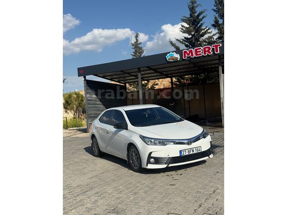 Sahibinden Toyota Corolla 1.4 D-4D Advance 2018 Model