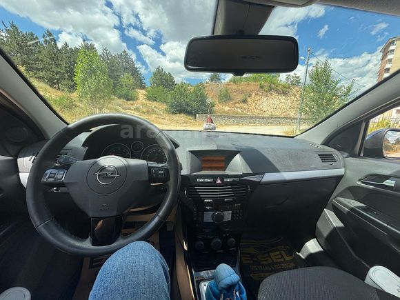 Sahibinden Opel Astra 1.6 Enjoy 111.Yıl 2012 Model
