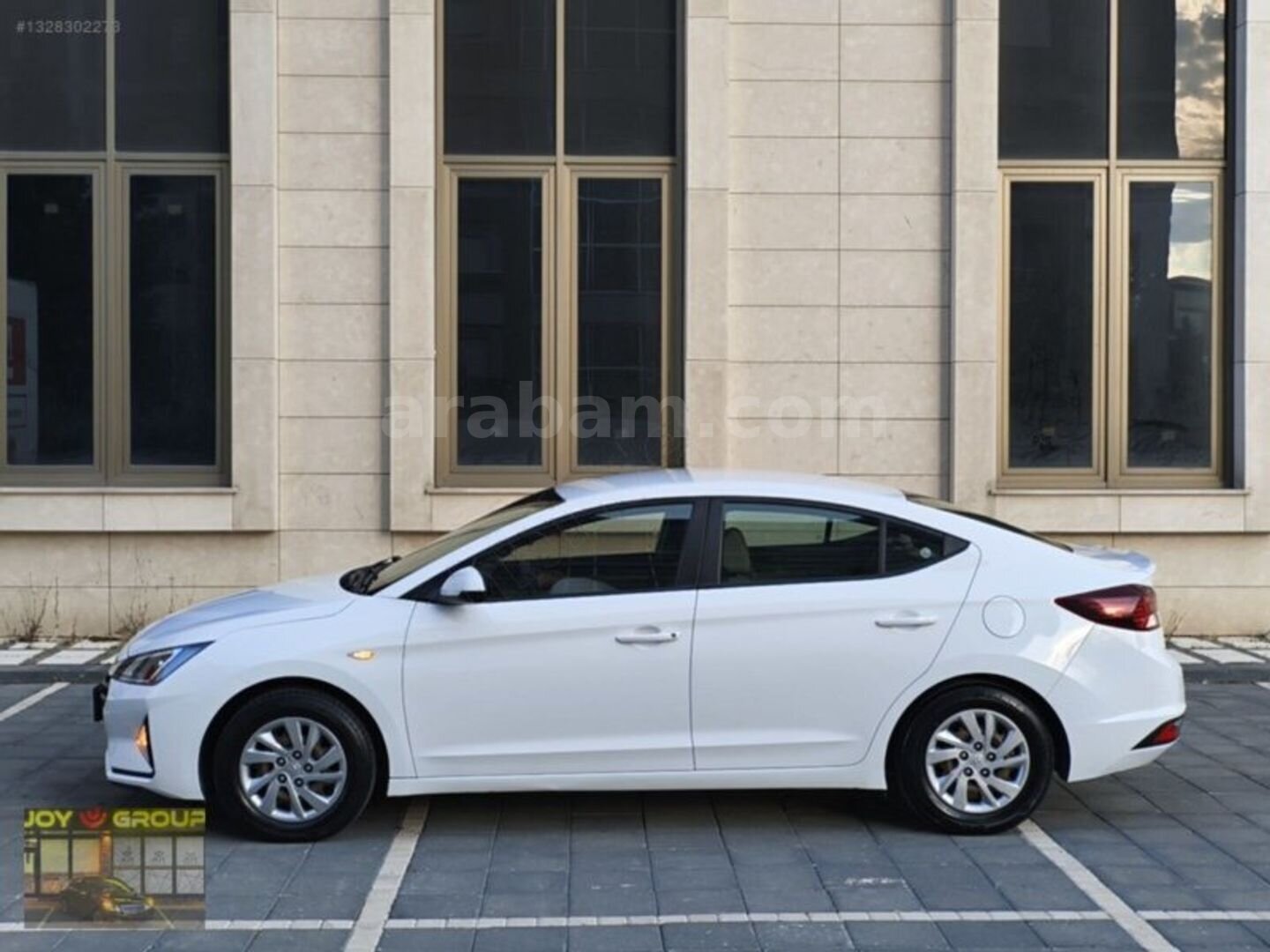 Galeriden Hyundai Elantra 1.6 MPI Style 2020 Model Konya 240.000 km Beyaz 4