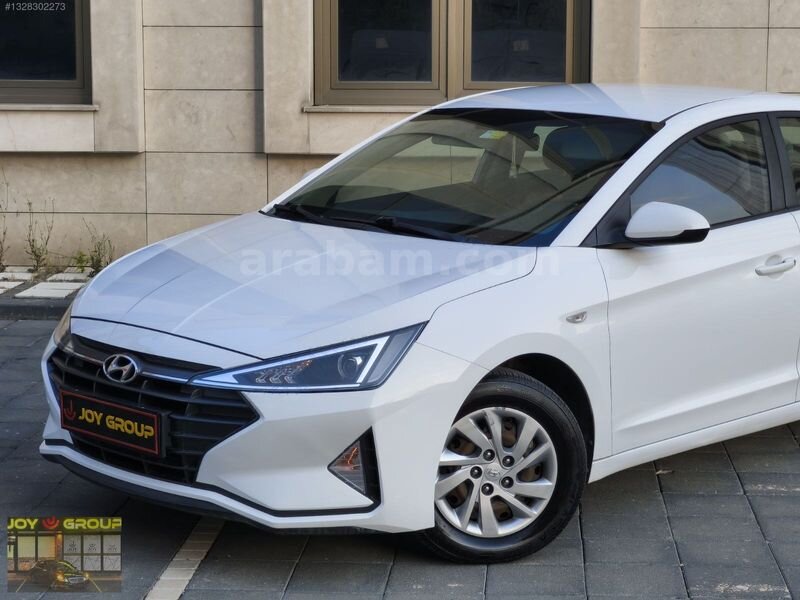 Galeriden Hyundai Elantra 1.6 MPI Style 2020 Model Konya 240.000 km Beyaz