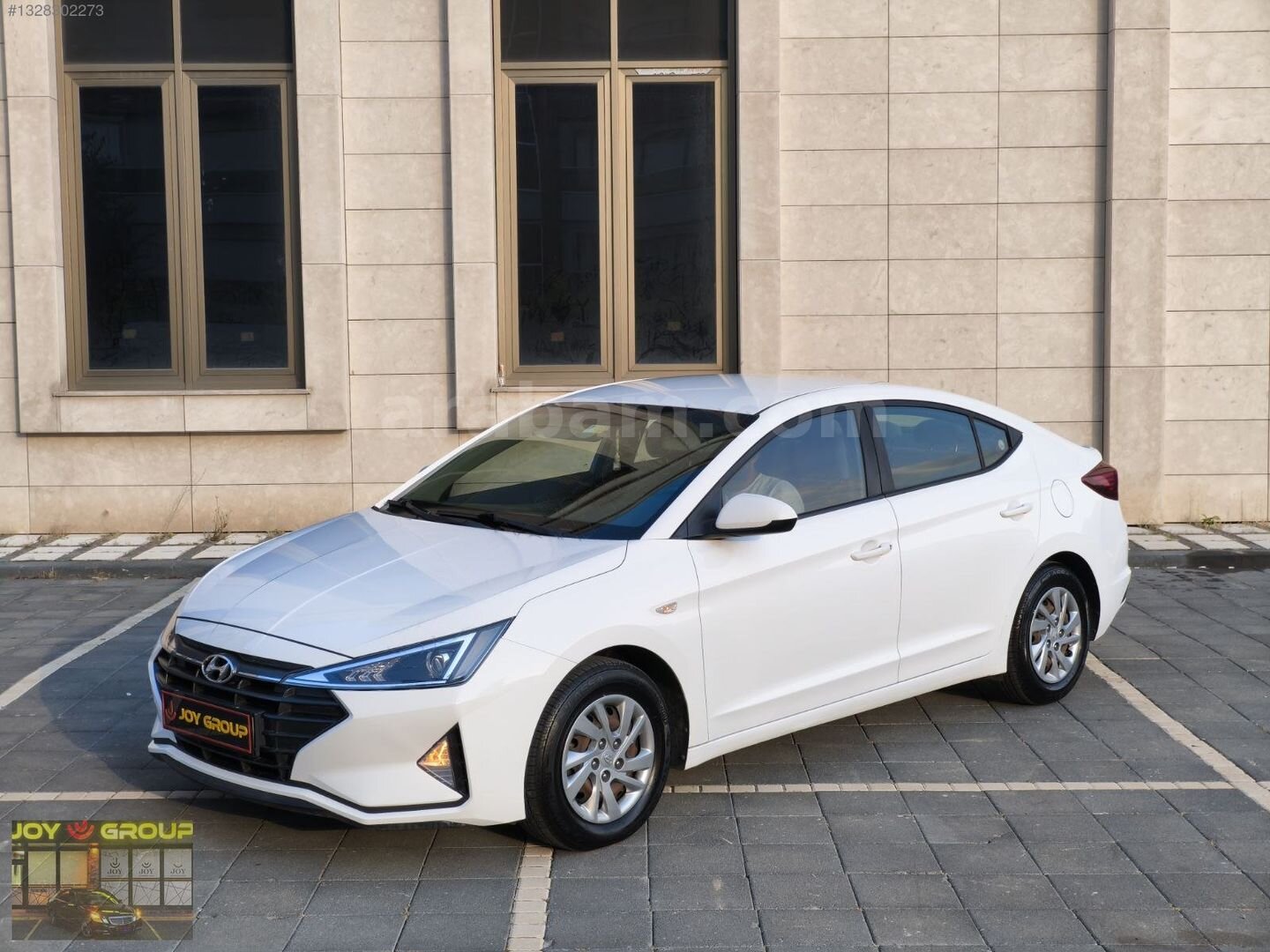 Galeriden Hyundai Elantra 1.6 MPI Style 2020 Model Konya 240.000 km Beyaz 3