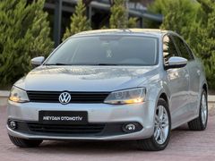 MEYDAN OTO'dan TERTEMİZ DÜŞÜK KM SORUNSUZ JETTA