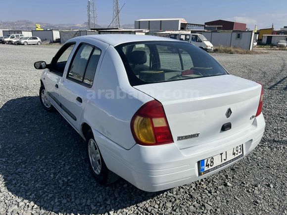  Renault Clio 1.4 RNA 2000 Model 256 binde orijinal satişa hazir Hatay