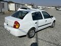  Renault Clio 1.4 RNA 2000 Model 256 binde orijinal satişa hazir Hatay