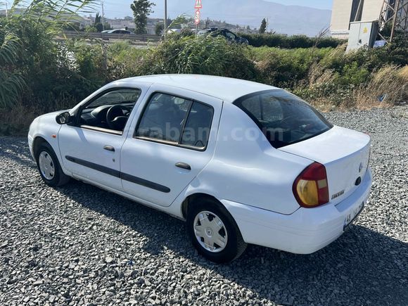  Renault Clio 1.4 RNA 2000 Model 256 binde orijinal satişa hazir Hatay