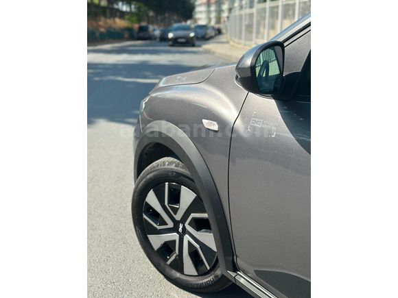 Sahibinden Dacia Sandero Stepway 1.0 Tce Expression 2025 Model 