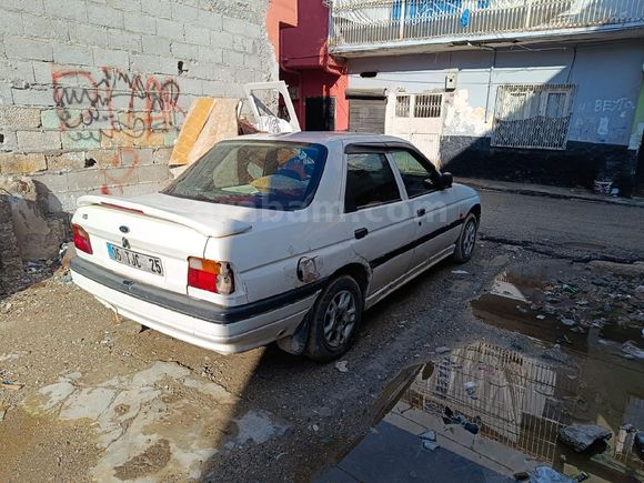 Sahibinden Ford Escort 1.6 CL 1995 Model