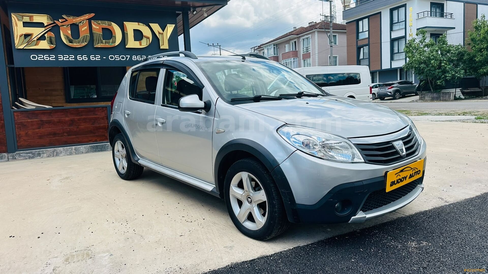 Galeriden Dacia Sandero 1.5 dCi Stepway 2011 Model Kocaeli 225.000 km Gri 3