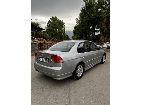 Sahibinden Honda Civic 1.6i VTEC ES 2005 Model 