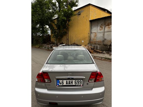 Sahibinden Honda Civic 1.6i VTEC ES 2005 Model 