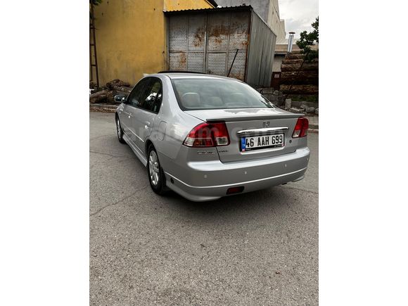 Sahibinden Honda Civic 1.6i VTEC ES 2005 Model 