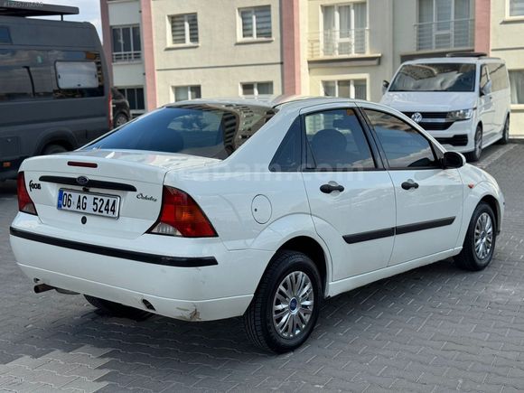 2004 FORD FOCUS 1.6 CONFORT 4 CAM OTOMATİK KLİMA ABS