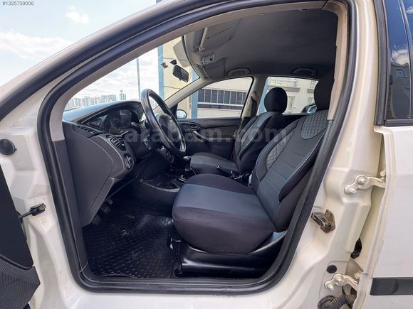 2004 FORD FOCUS 1.6 CONFORT 4 CAM OTOMATİK KLİMA ABS