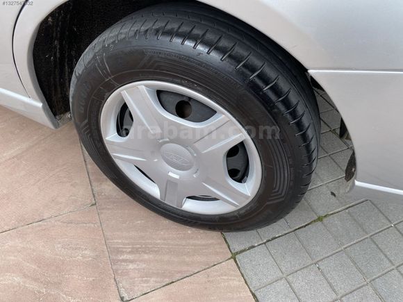ORJİNAL 280.000 KM DE FOCUS 1.6 COMFORT SEDAN