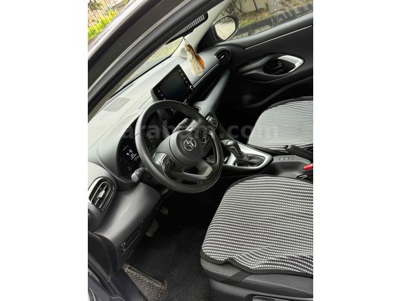 Sahibinden Toyota Yaris 1.5 Flame X-Pack Multidrive S 2023 Model 