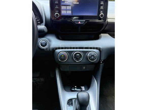 Sahibinden Toyota Yaris 1.5 Flame X-Pack Multidrive S 2023 Model 