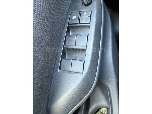 Sahibinden Toyota Yaris 1.5 Flame X-Pack Multidrive S 2023 Model 