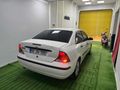 2004 FORD FOCUS
