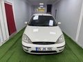 2004 FORD FOCUS
