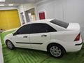 2004 FORD FOCUS