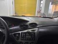 2004 FORD FOCUS