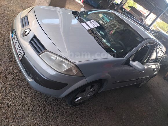 Sahibinden Renault Megane 1.6 Dynamique 2004 Model Tüplü Otomatik